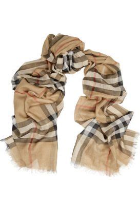 signe burberry